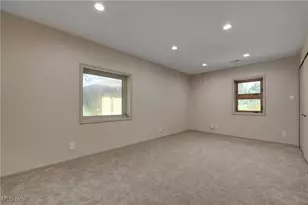 433 Chestnut Rd, Green Hills, OH 44131 - Photo 35