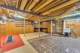 481 Letchworth Dr, Akron, OH 44303 - Photo 31