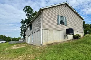 8005 Stone Castle Rd, Athens, OH 45701 - Photo 7