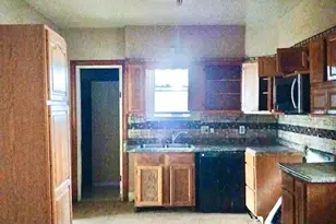 322 W 9th St, Lorain, OH 44052 - Photo 5