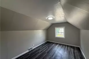 813 W 17th St, Lorain, OH 44052 - Photo 11