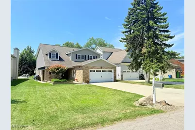 35682 W Island Drive, Eastlake, OH 44095 - Photo 9