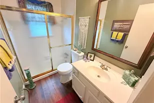 35682 W Island Dr, Eastlake, OH 44095 - Photo 23