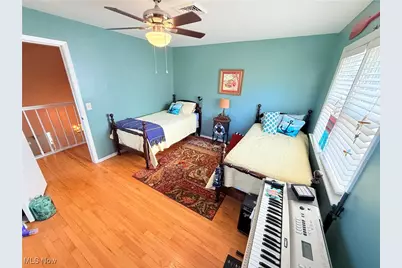 35682 W Island Drive, Eastlake, OH 44095 - Photo 33