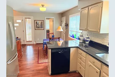 35682 W Island Drive, Eastlake, OH 44095 - Photo 21