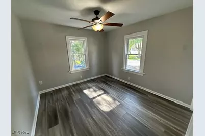 72 Weil Avenue, Akron, OH 44319 - Photo 23