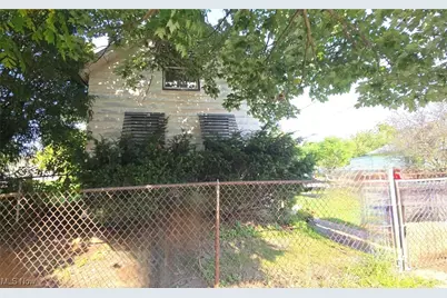 3221 W 56th Street, Loveland, OH 44102 - Photo 1