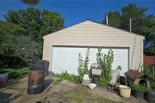 3221 W 56th St, Loveland, OH 44102 - Photo 5