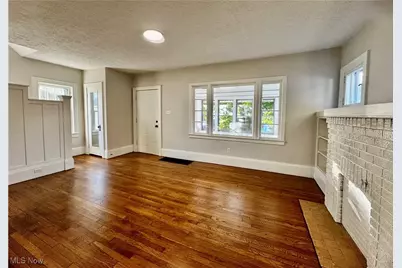 2001 13th Street SW, Akron, OH 44314 - Photo 9