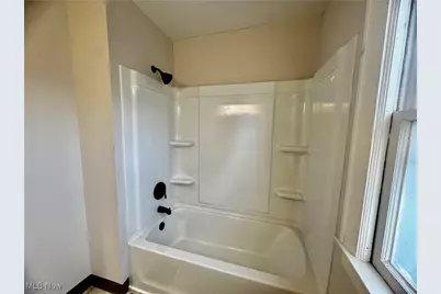 2001 13th Street SW, Akron, OH 44314 - Photo 21