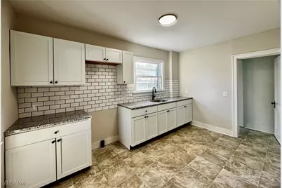 2001 13th Street SW, Akron, OH 44314 - Photo 15