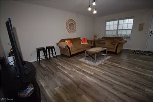 196 Olivet Ave, Akron, OH 44319 - Photo 3