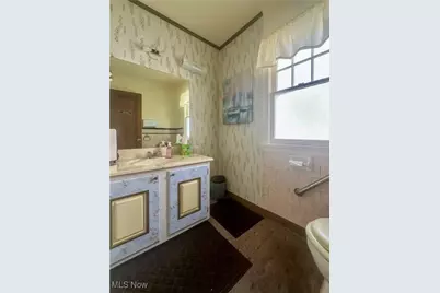 1542 Woodland Street NE, Warren, OH 44483 - Photo 27