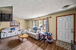 30317 Thomas St, Willowick, OH 44095 - Photo 5