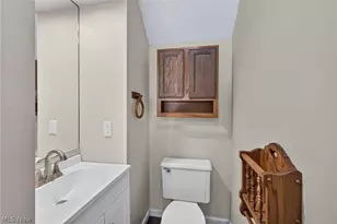 30317 Thomas St, Willowick, OH 44095 - Photo 9