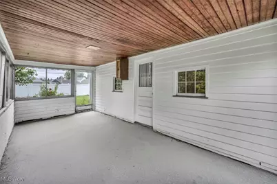 30530 Grant Street, Wickliffe, OH 44092 - Photo 35