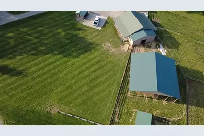 3900 Dillon Falls Road, Zanesville, OH 43701 - Photo 35