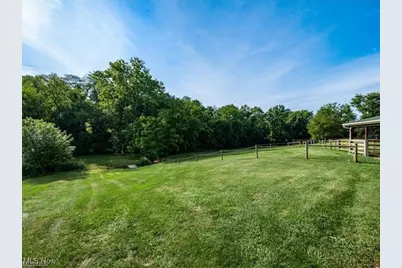 3900 Dillon Falls Road, Zanesville, OH 43701 - Photo 33