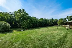 3900 Dillon Falls Rd, Zanesville, OH 43701 - Photo 33