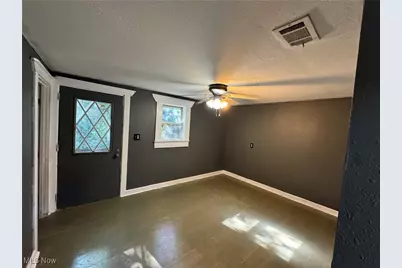 225 Washington Pike, Wellsburg, WV 26070 - Photo 17