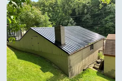 225 Washington Pike, Wellsburg, WV 26070 - Photo 35