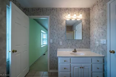 1317 Blennerhassett Avenue #A, Belpre, OH 45714 - Photo 25