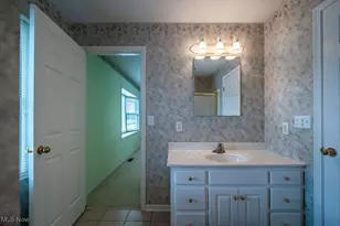 1317 Blennerhassett Ave, Belpre, OH 45714 - Photo 25