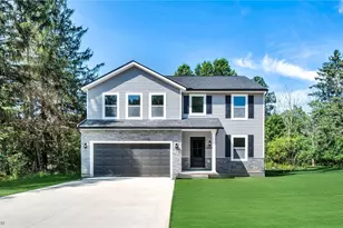 7602 Hickory, Oakwood, OH 44146 - Photo 1