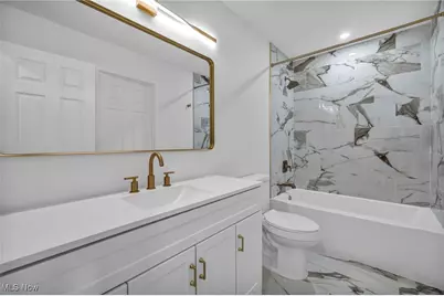 7602 Hickory, Oakwood, OH 44146 - Photo 17