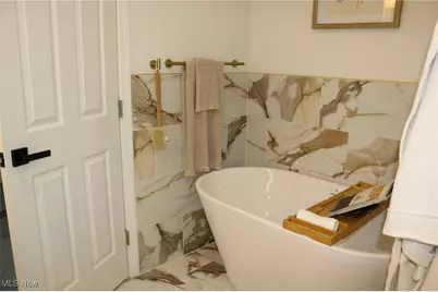 7602 Hickory, Oakwood, OH 44146 - Photo 27