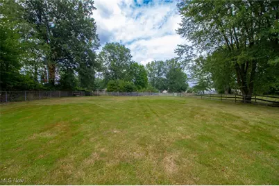 2128 Lyon Boulevard, Poland, OH 44514 - Photo 47