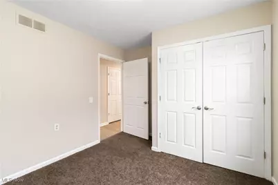 11104 Mount Carmel Road, Loveland, OH 44104 - Photo 19