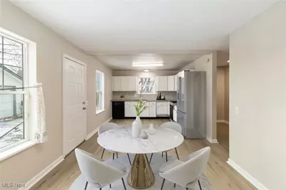 11104 Mount Carmel Road, Loveland, OH 44104 - Photo 9