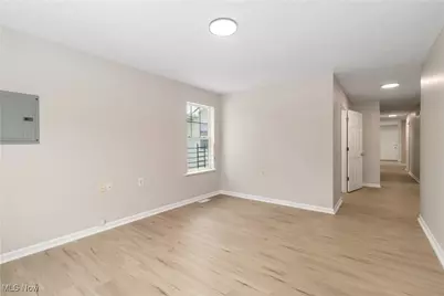 11104 Mount Carmel Road, Loveland, OH 44104 - Photo 5