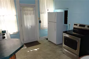 122 Carolina Ave, Chester, WV 26034 - Photo 7