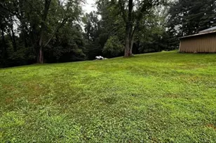 9894 Salem Hollow Rd Road NE, New Straitsville, OH 43150 - Photo 5