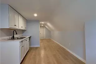 946 E 79th St, Loveland, OH 44103 - Photo 23