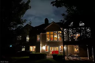 95 Nantucket Ct, Bratenahl, OH 44108 - Photo 27