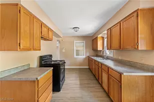 1255 Dover Ave, Akron, OH 44320 - Photo 11