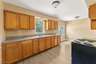 1255 Dover Ave, Akron, OH 44320 - Photo 13