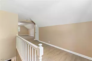 1255 Dover Ave, Akron, OH 44320 - Photo 29