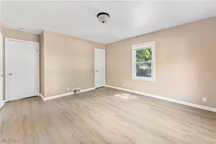 1255 Dover Ave, Akron, OH 44320 - Photo 21