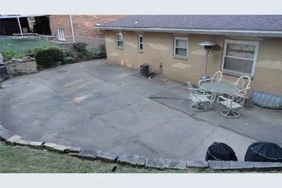 136 McHendry Street, Weirton, WV 26062 - Photo 35