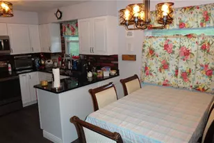 136 McHendry St, Weirton, WV 26062 - Photo 7