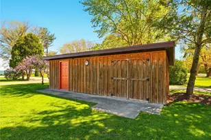 7630 Darling Ave, Conneaut, OH 44030 - Photo 9