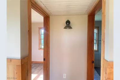 18010 Winterset Lane, Lore City, OH 43755 - Photo 11