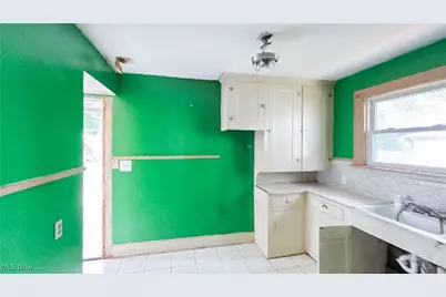 363 High Street, Elyria, OH 44035 - Photo 9