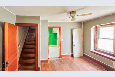 363 High Street, Elyria, OH 44035 - Photo 5