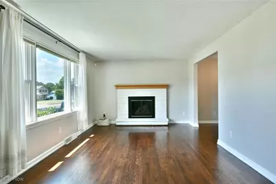 642 Oakridge Drive, Youngstown, OH 44512 - Photo 7