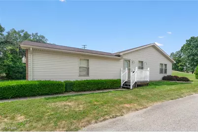 405 Orchard Drive, Leetonia, OH 44431 - Photo 3